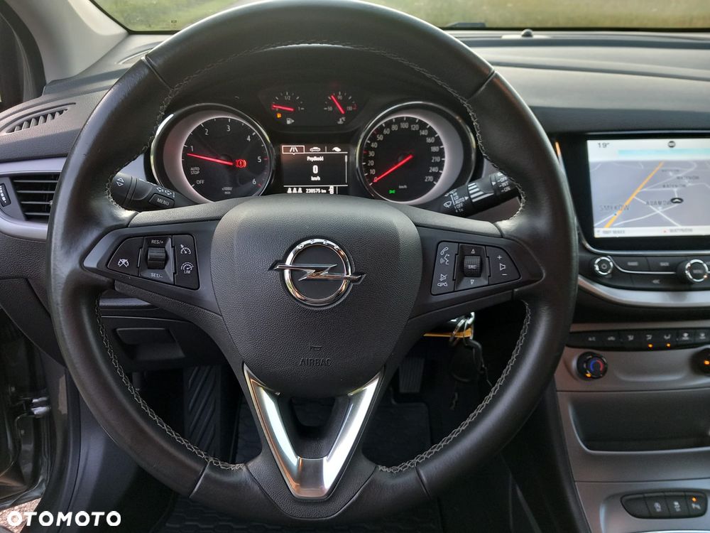 Opel Astra 1.6 D (CDTI) Innovation - 11