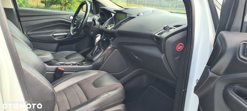 Ford Kuga 2.0 TDCi 4x4 ST-Line - 6