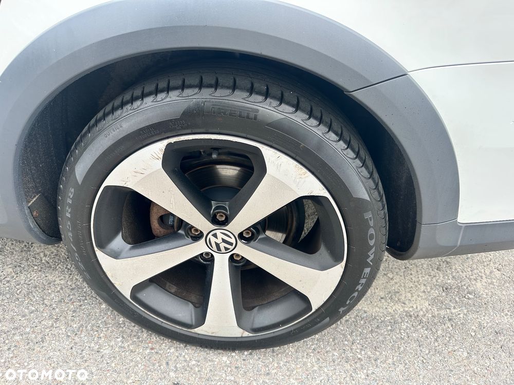 Volkswagen Passat Alltrack - 25