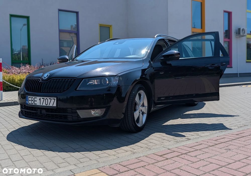 Skoda Octavia 2.0 TDI Style DSG - 6