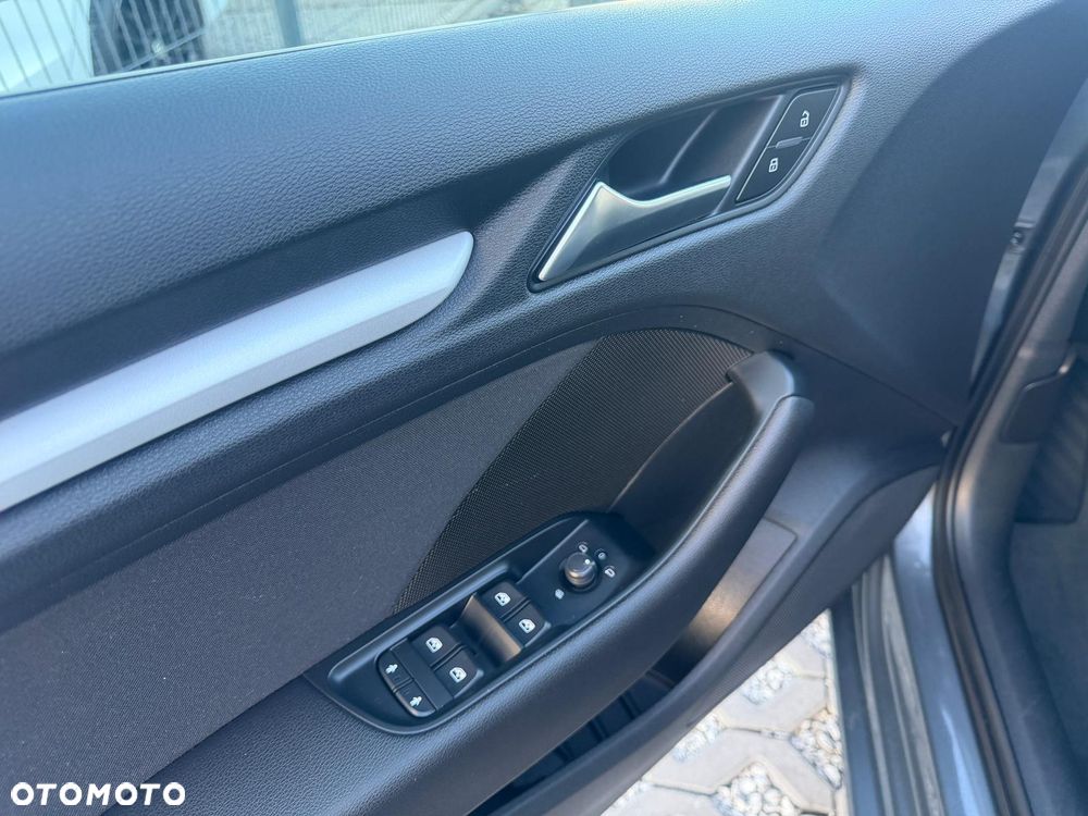 Audi A3 Sportback 1.0 TFSI design - 34