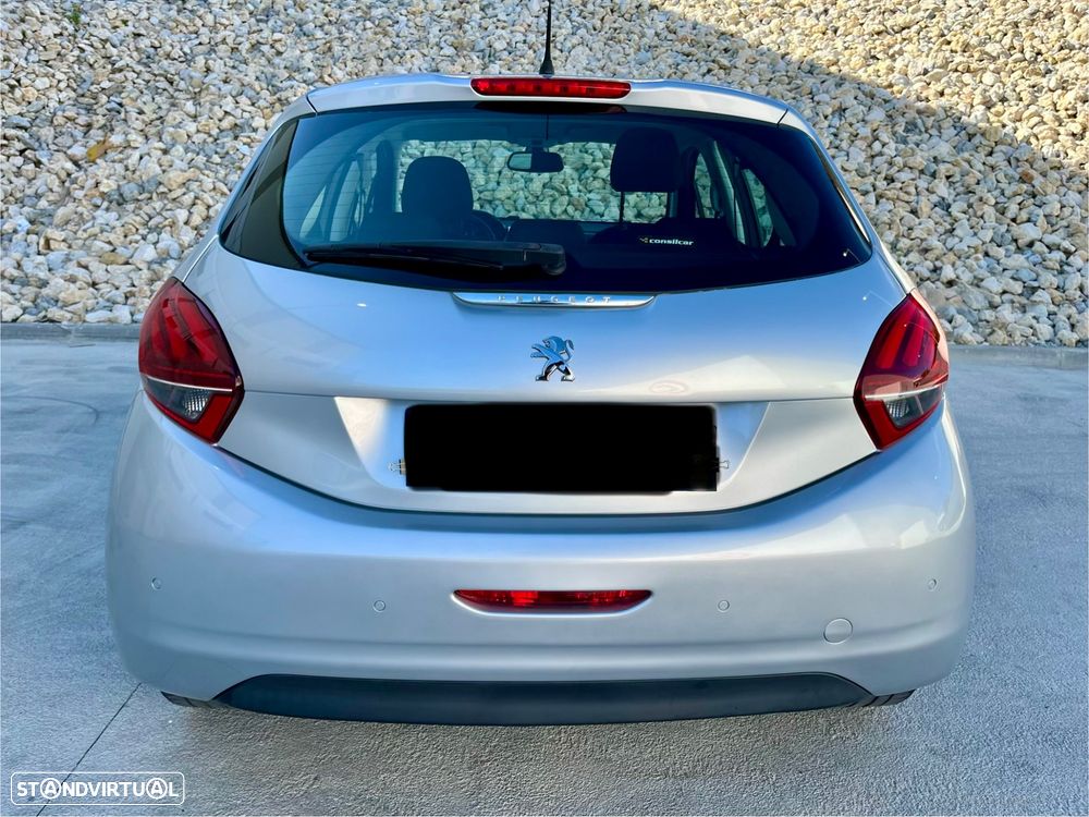 Peugeot 208 1.2 PureTech Allure - 16