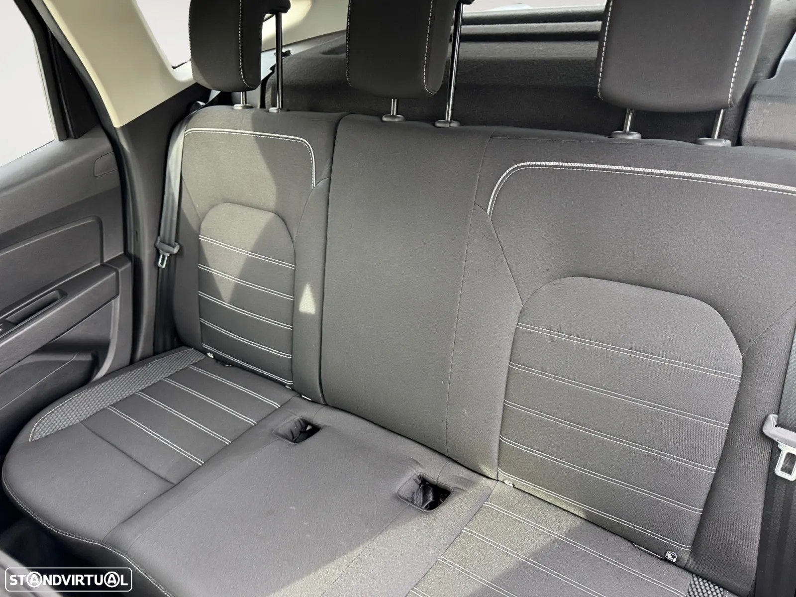 Dacia Duster 1.0 TCe Journey - 15