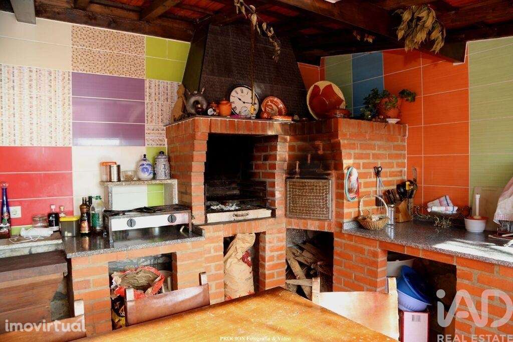 Quinta rural T3 em Vila de Cucujães de 140 m2 - Grande imagem: 3/30