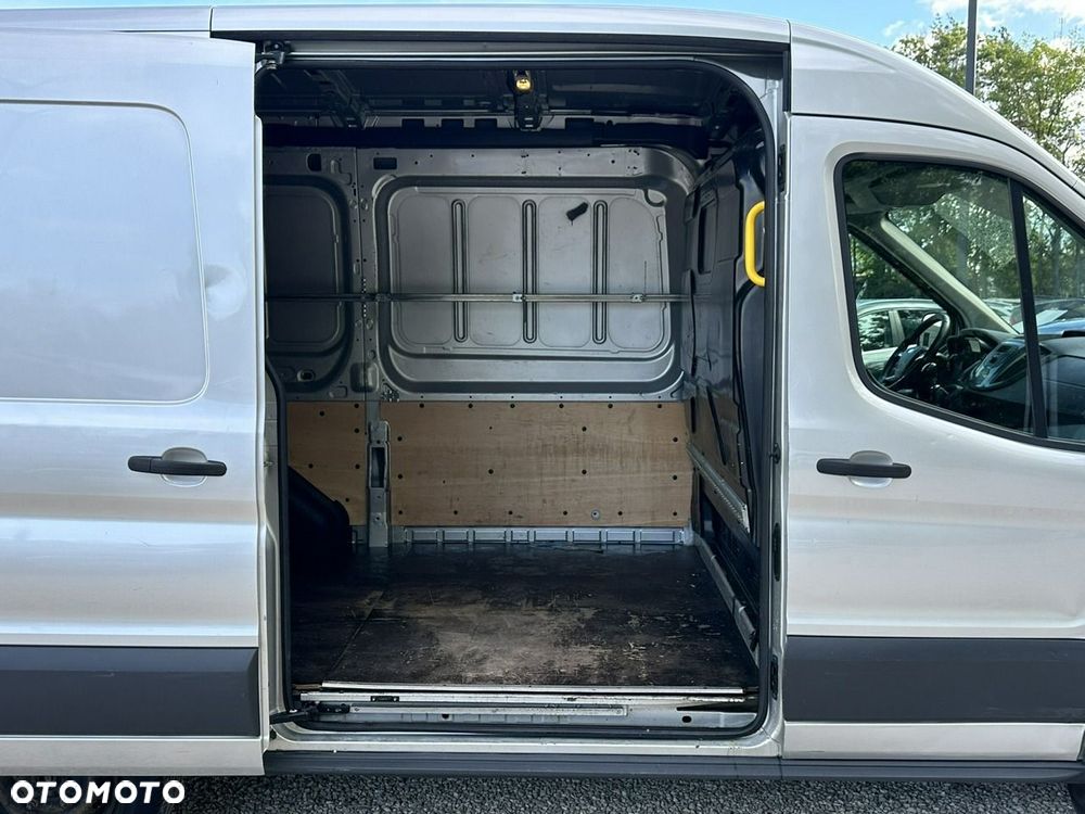 Ford Transit - 11