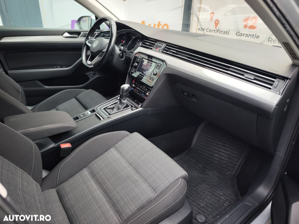 Volkswagen Passat - 15