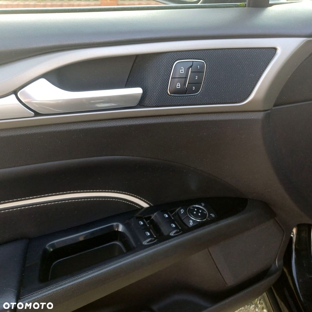 Ford Mondeo 2.0 TDCi Start-Stopp PowerShift-Aut Vignale - 23