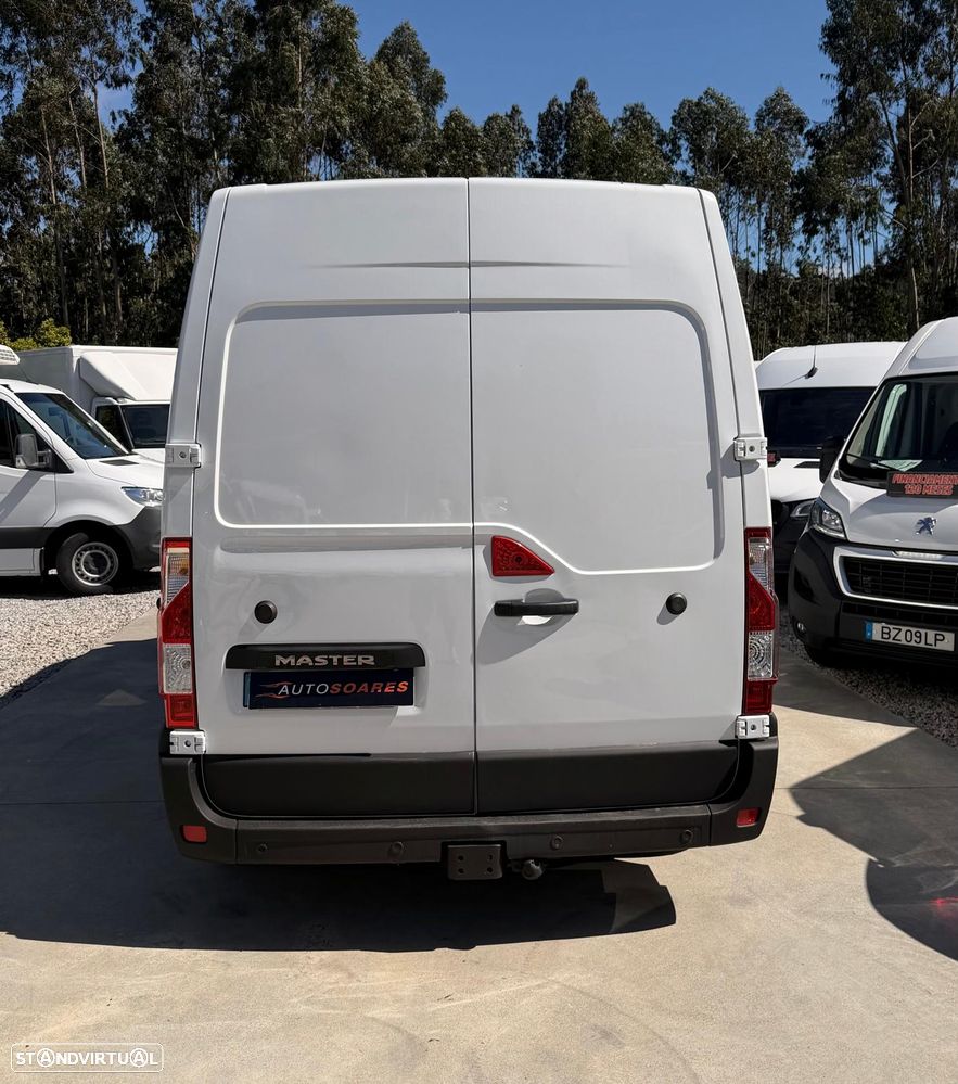 Renault Master 7Lug Maxi - 7
