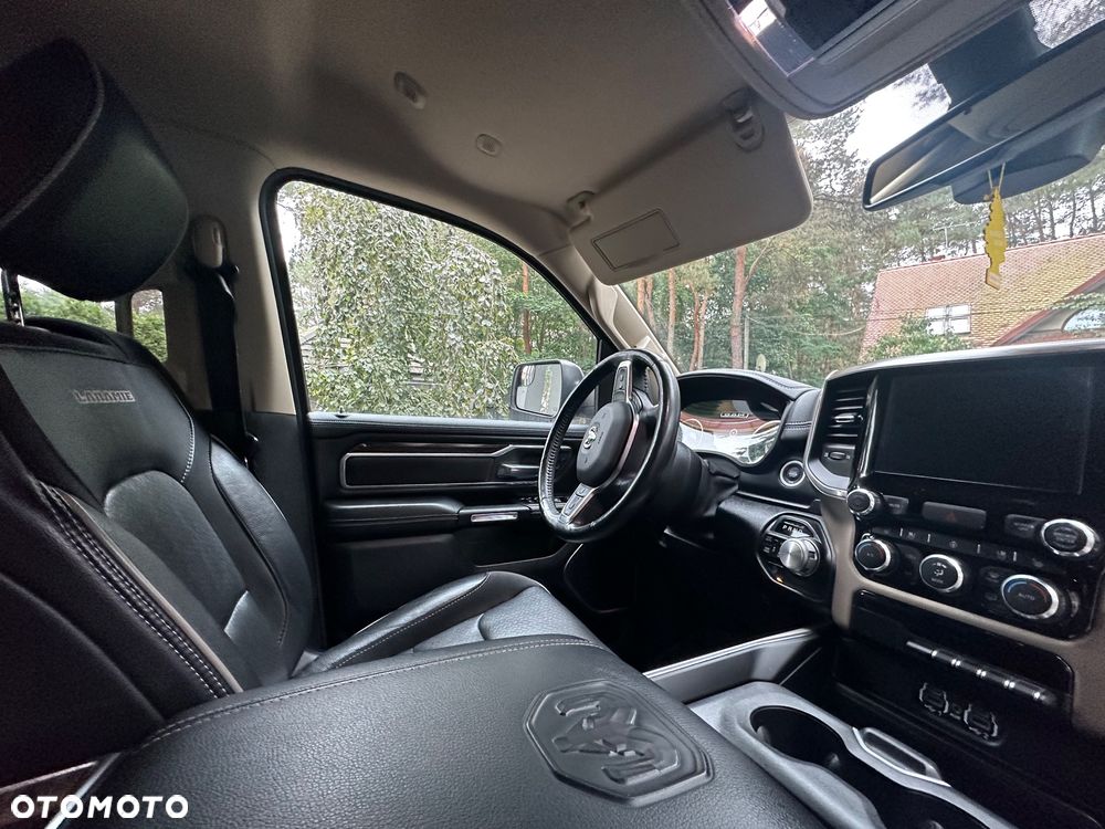 Dodge RAM 1500 5.7 4x4 - 18