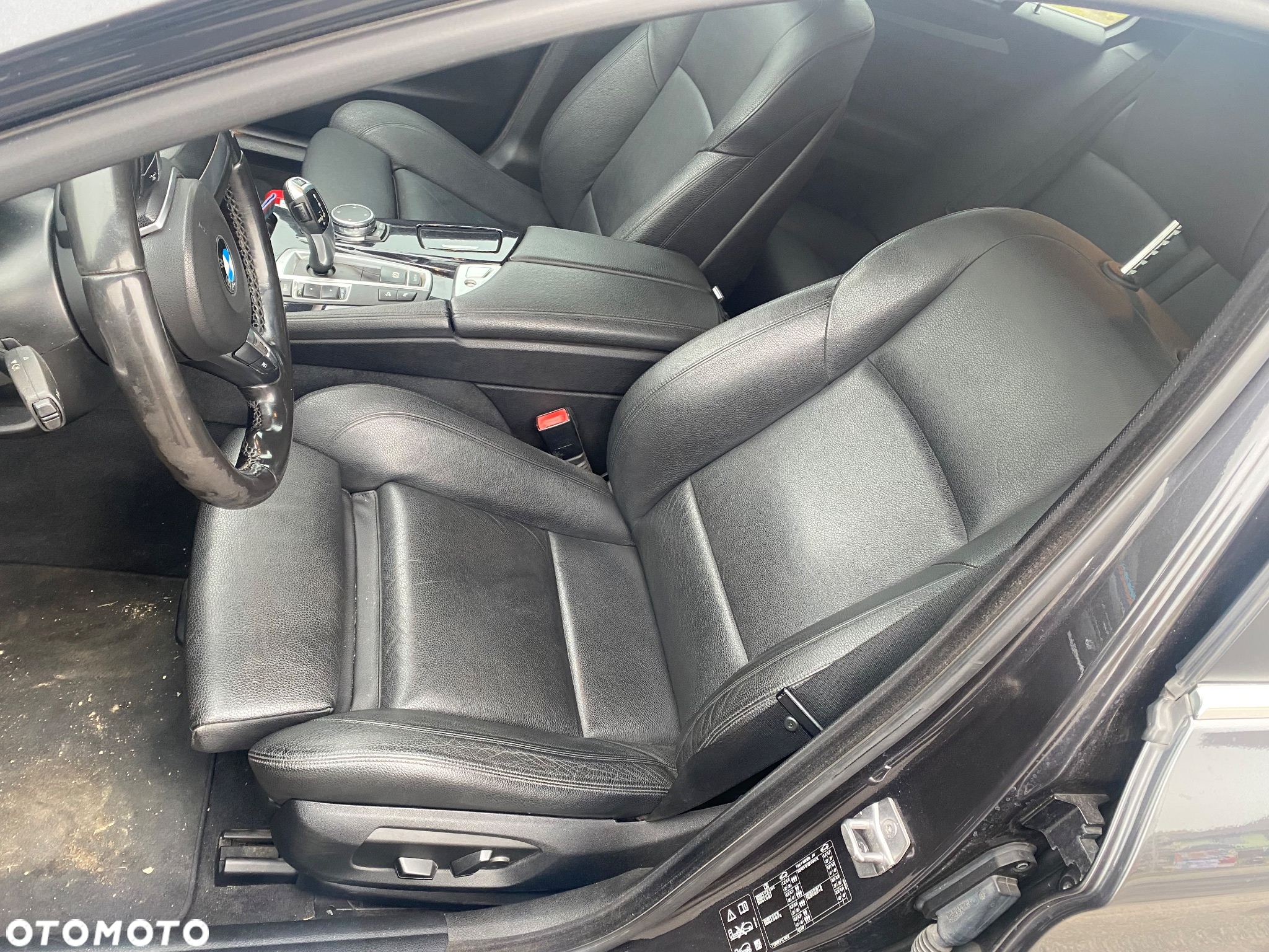 BMW Seria 5 520d xDrive - 5