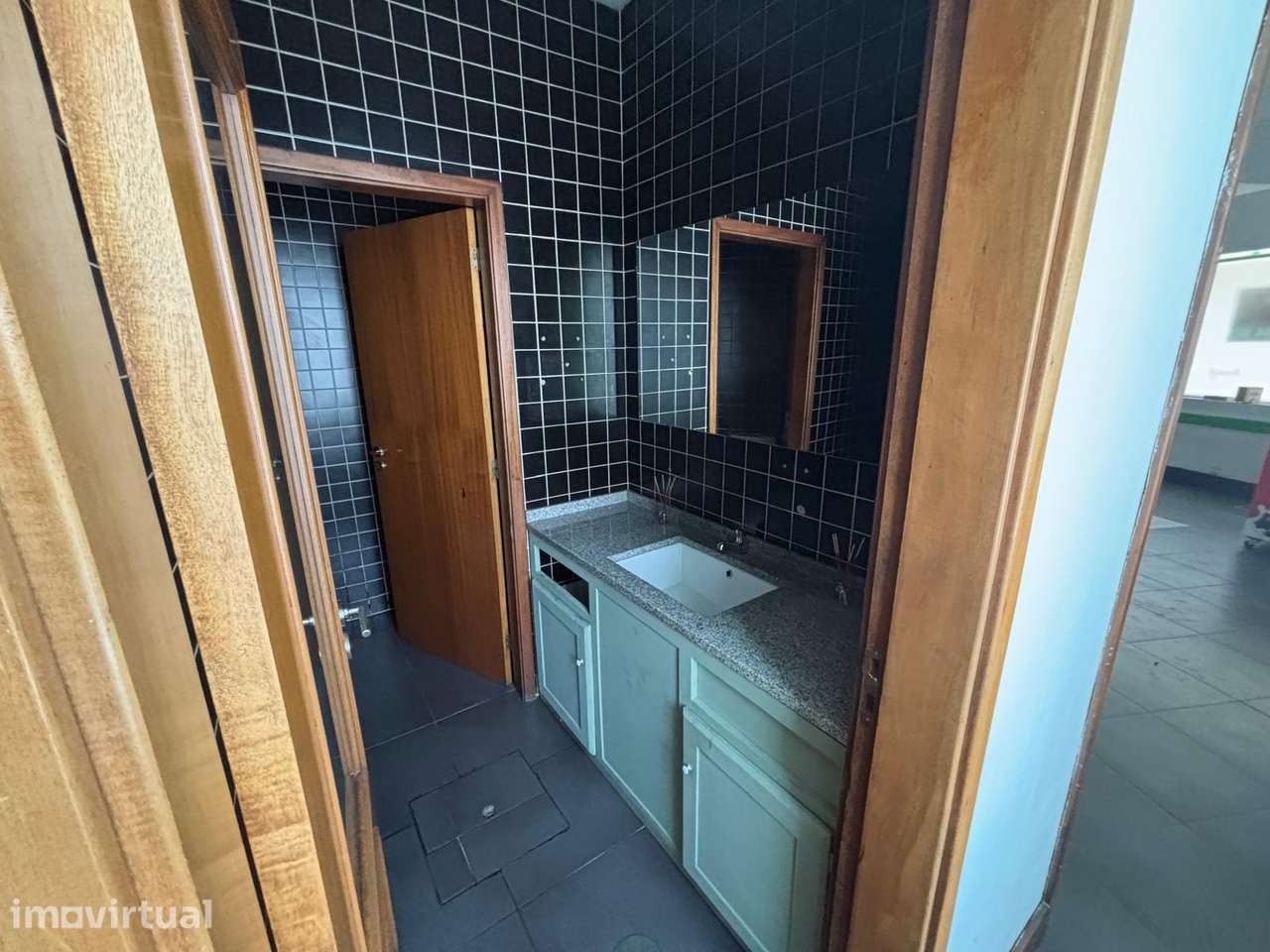 Espaço Comercial em Arrendamento - Nespereira, Lousada - Grande imagem: 5/7