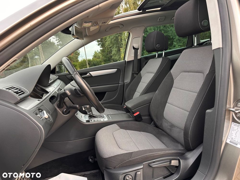 Volkswagen Passat Alltrack - 36