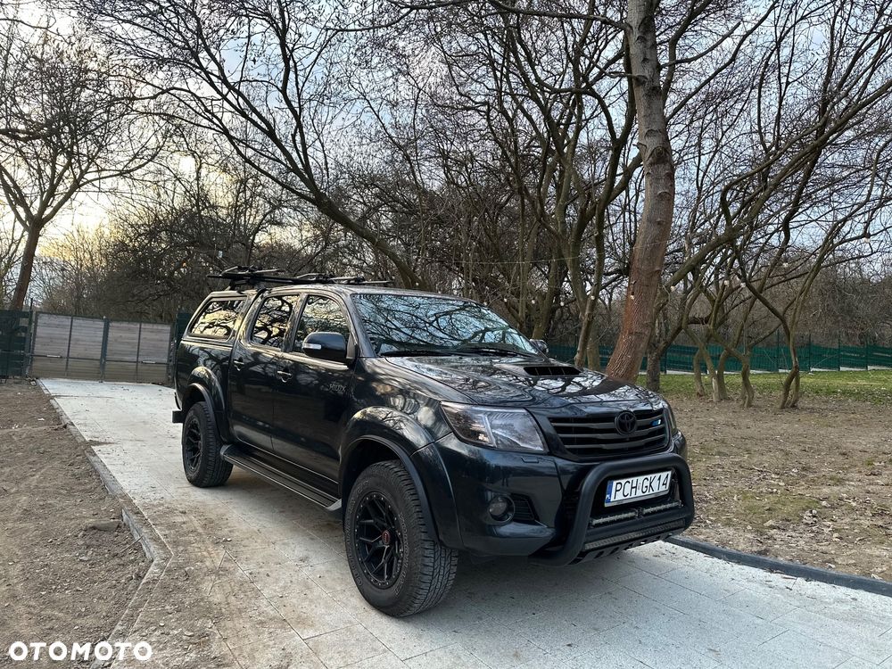 Toyota Hilux 3.0 D-4D SR5 - 3