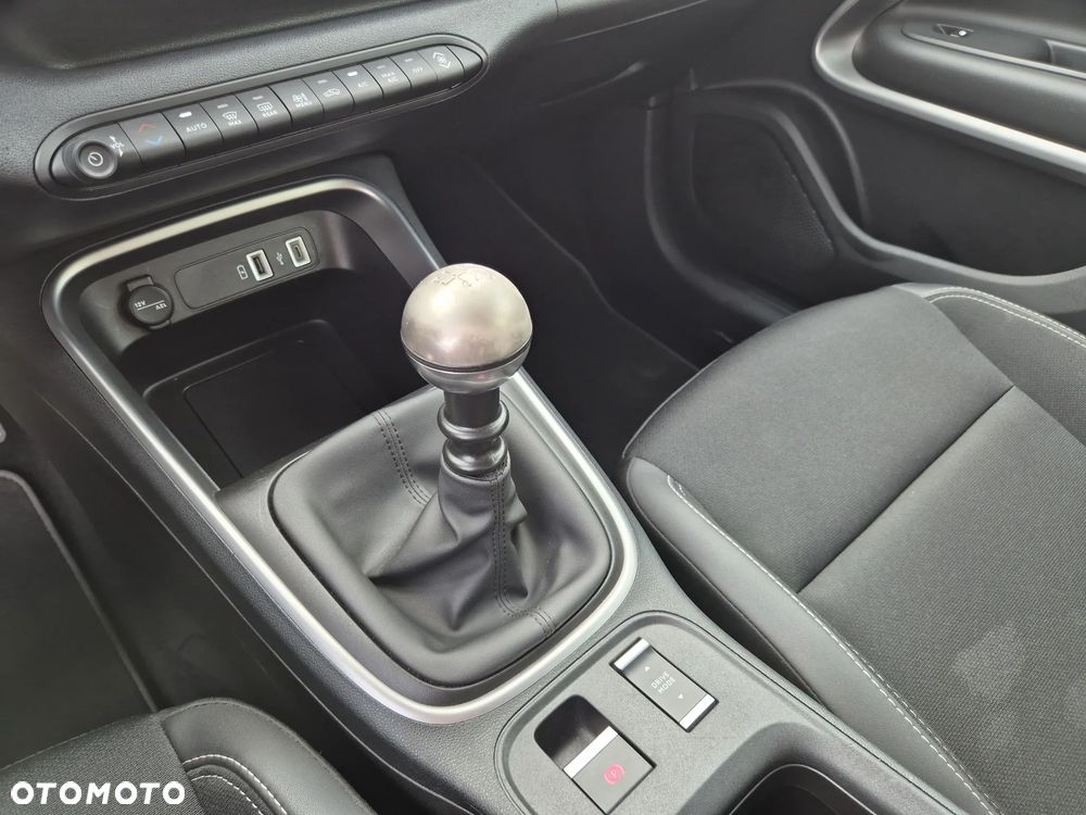 Jeep Avenger 1.2 GSE T3 Altitude FWD - 17