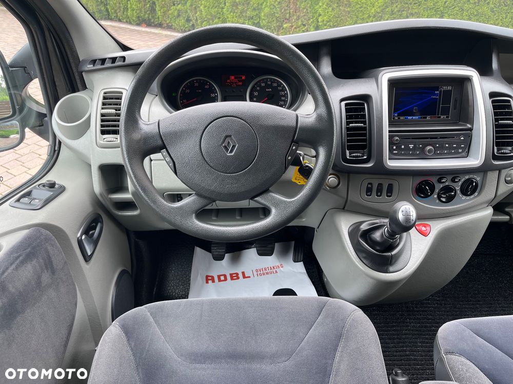 Renault TRAFIC - 8