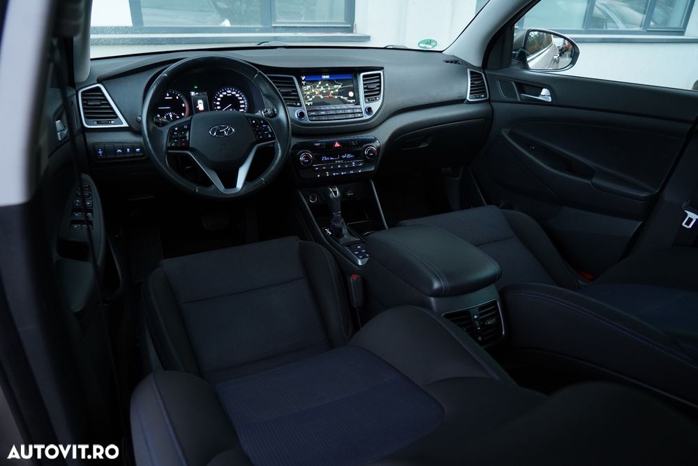 Hyundai Tucson 2.0 CRDI 4WD 6AT Luxury Pack+ - 9