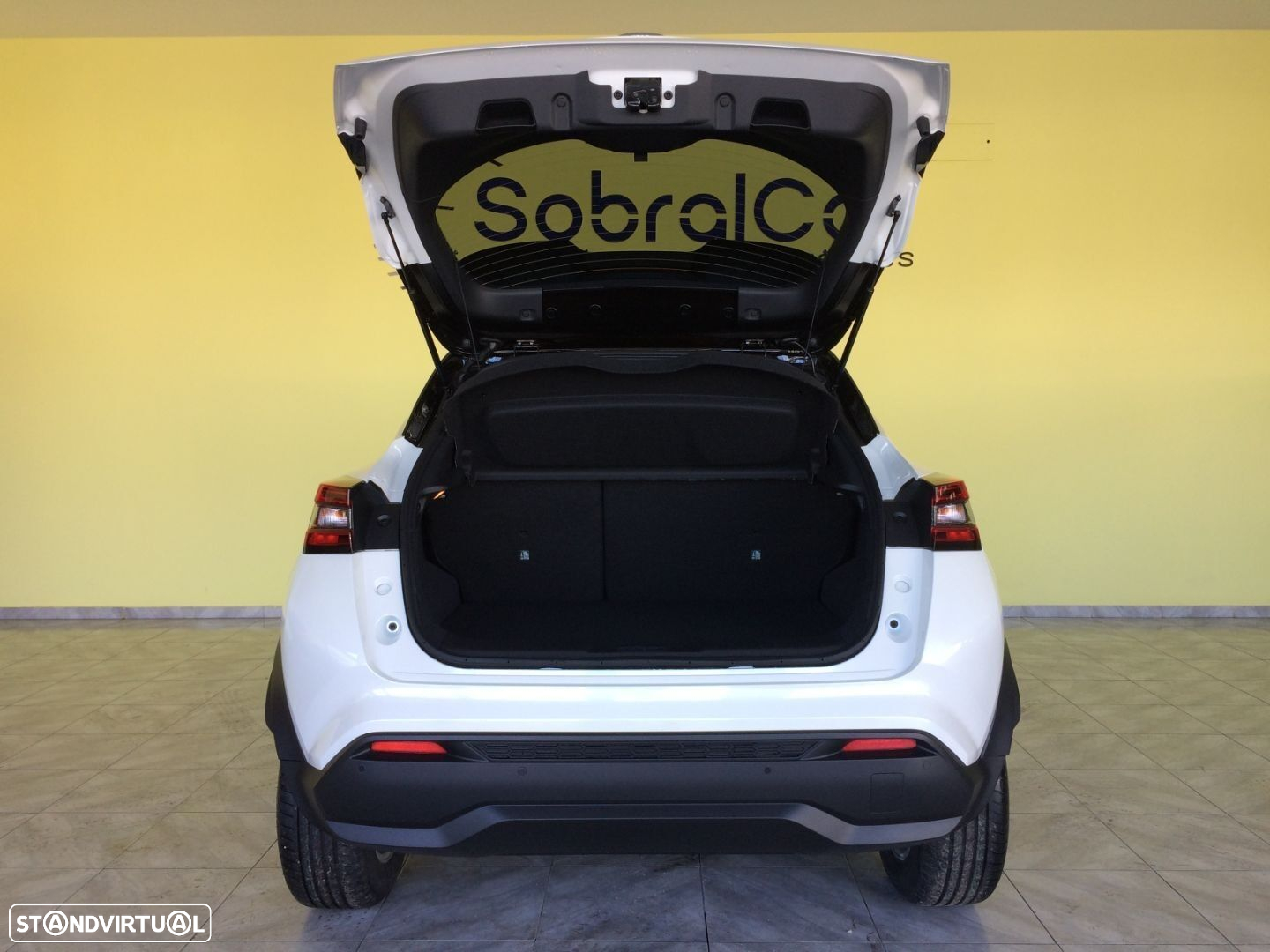 Nissan Juke 1.0 DIG-T N-Connecta - 35