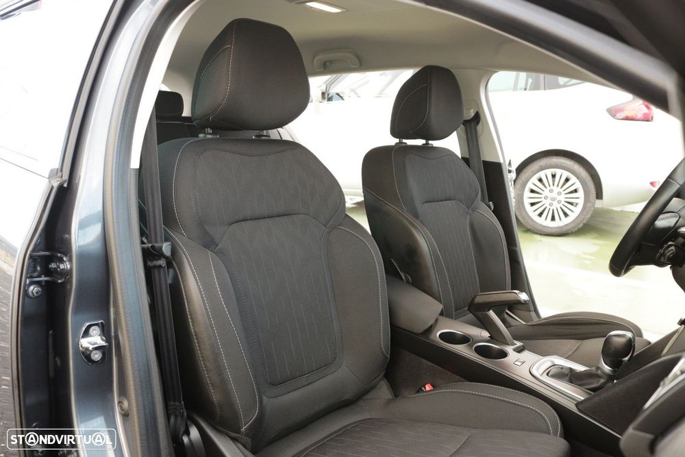 Renault Mégane Sport Tourer 1.5 Blue dCi Limited EDC - 22