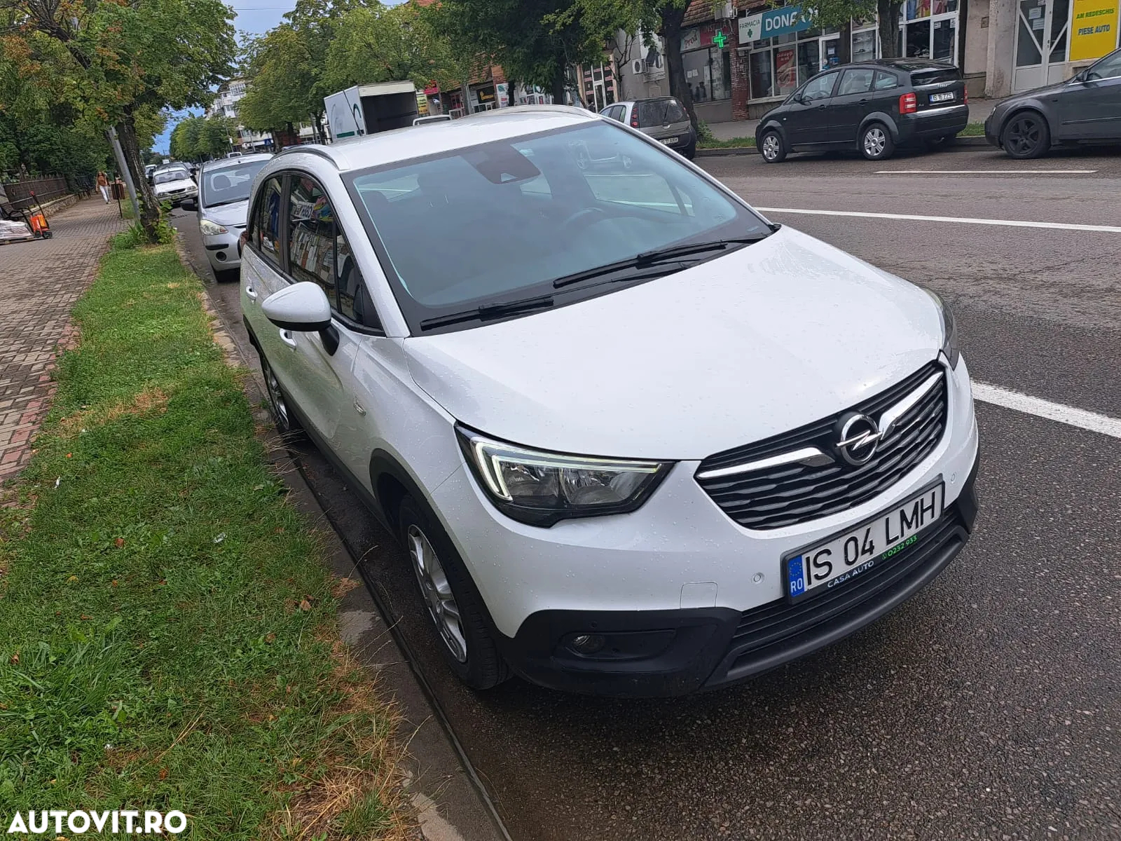 Opel Crossland X 1.2 Start/Stop Enjoy - 2