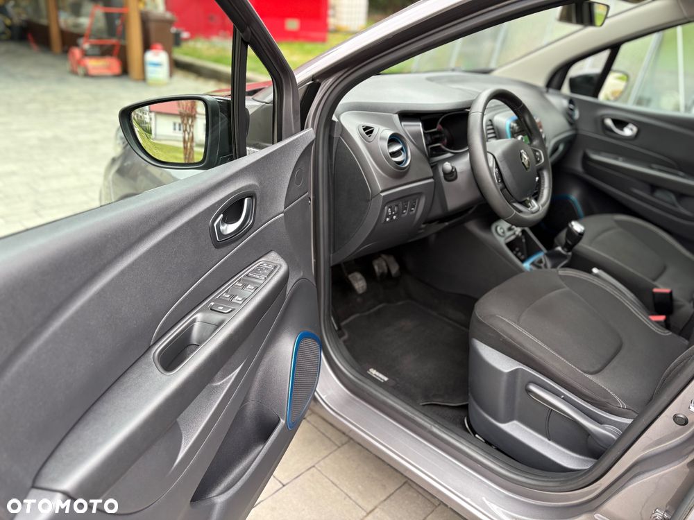 Renault Captur - 22