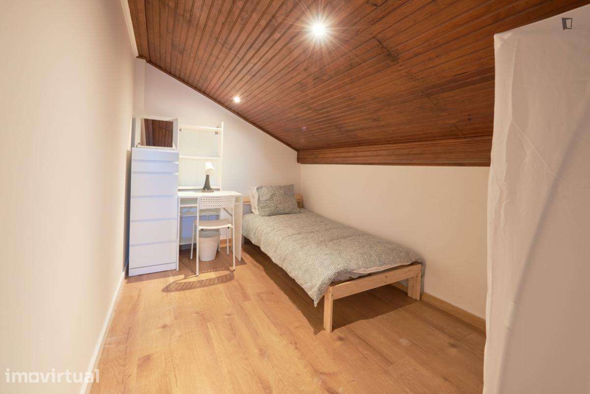Quarto - localizado em Alvalade Lisbon - Grande imagem: 4/45