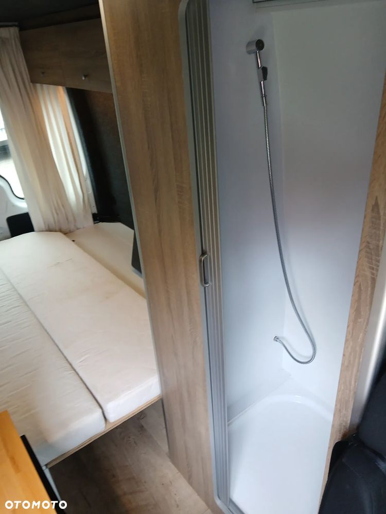 Mercedes-Benz Sprinter - 17