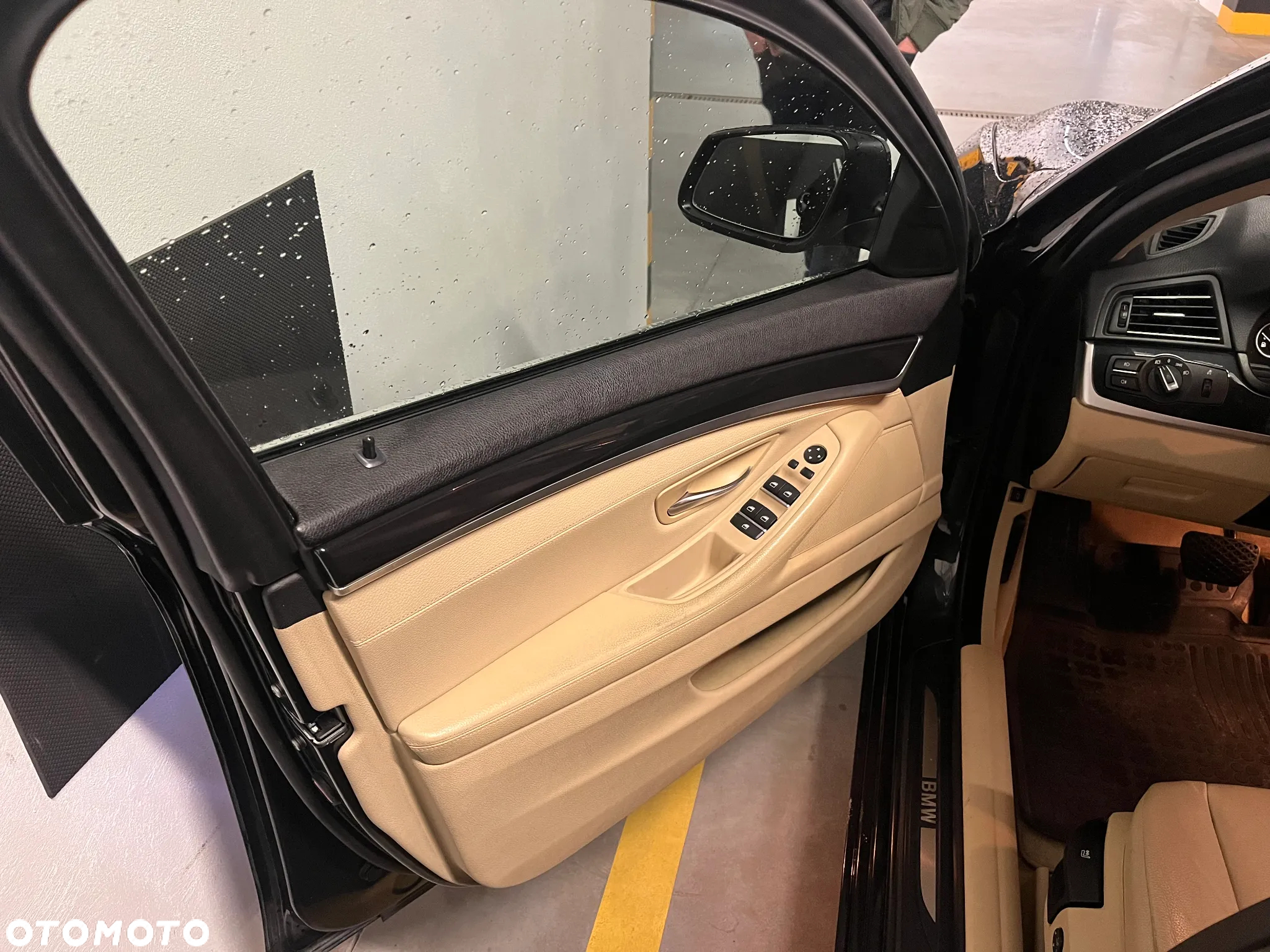 BMW Seria 5 520d Touring - 8