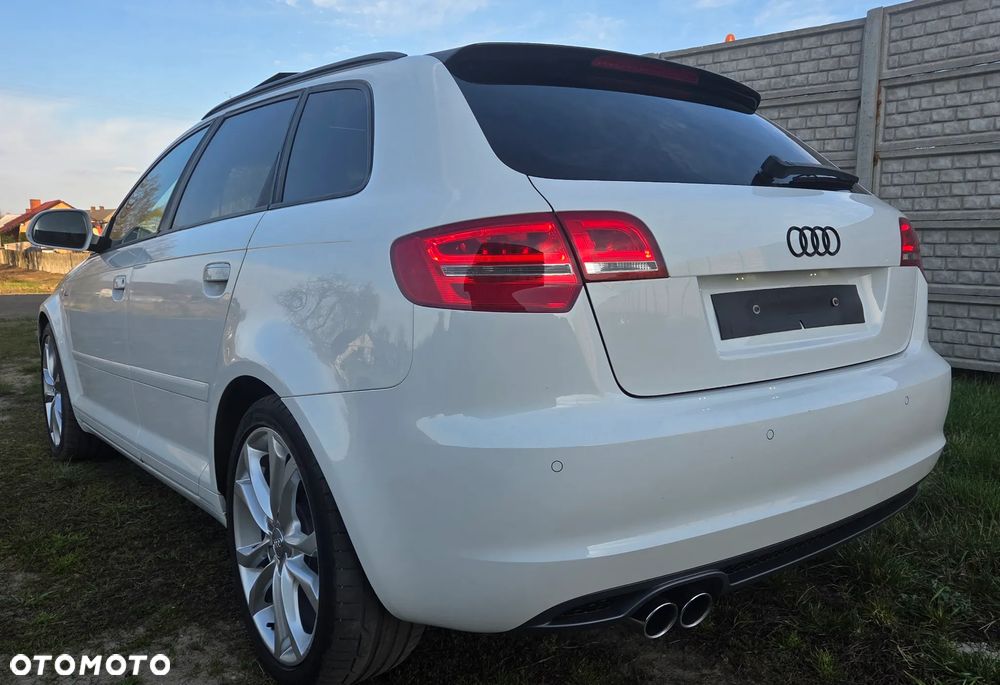 Audi A3 Sportback 2.0 TDI DPF S line Sportpaket (plus) - 10