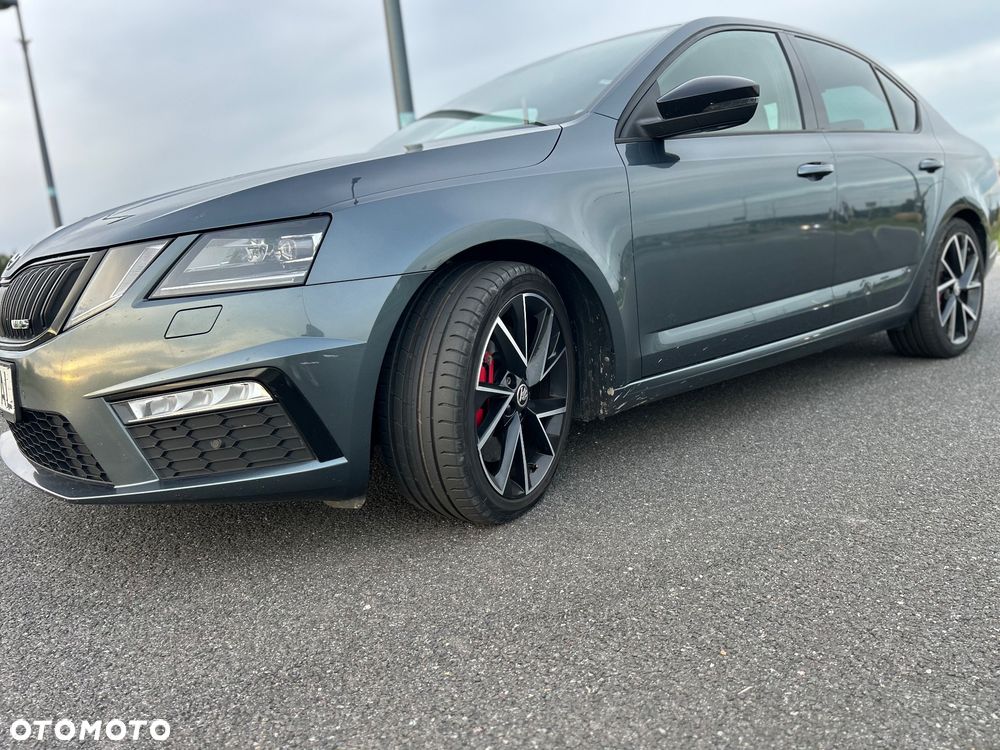 Skoda Octavia 2.0 TSI RS Challenge 245 DSG - 6