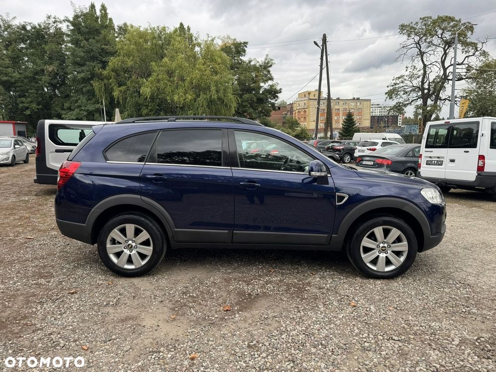 Chevrolet Captiva 2.0 4WD 7 Sitzer Automatik LT Exclusive - 34