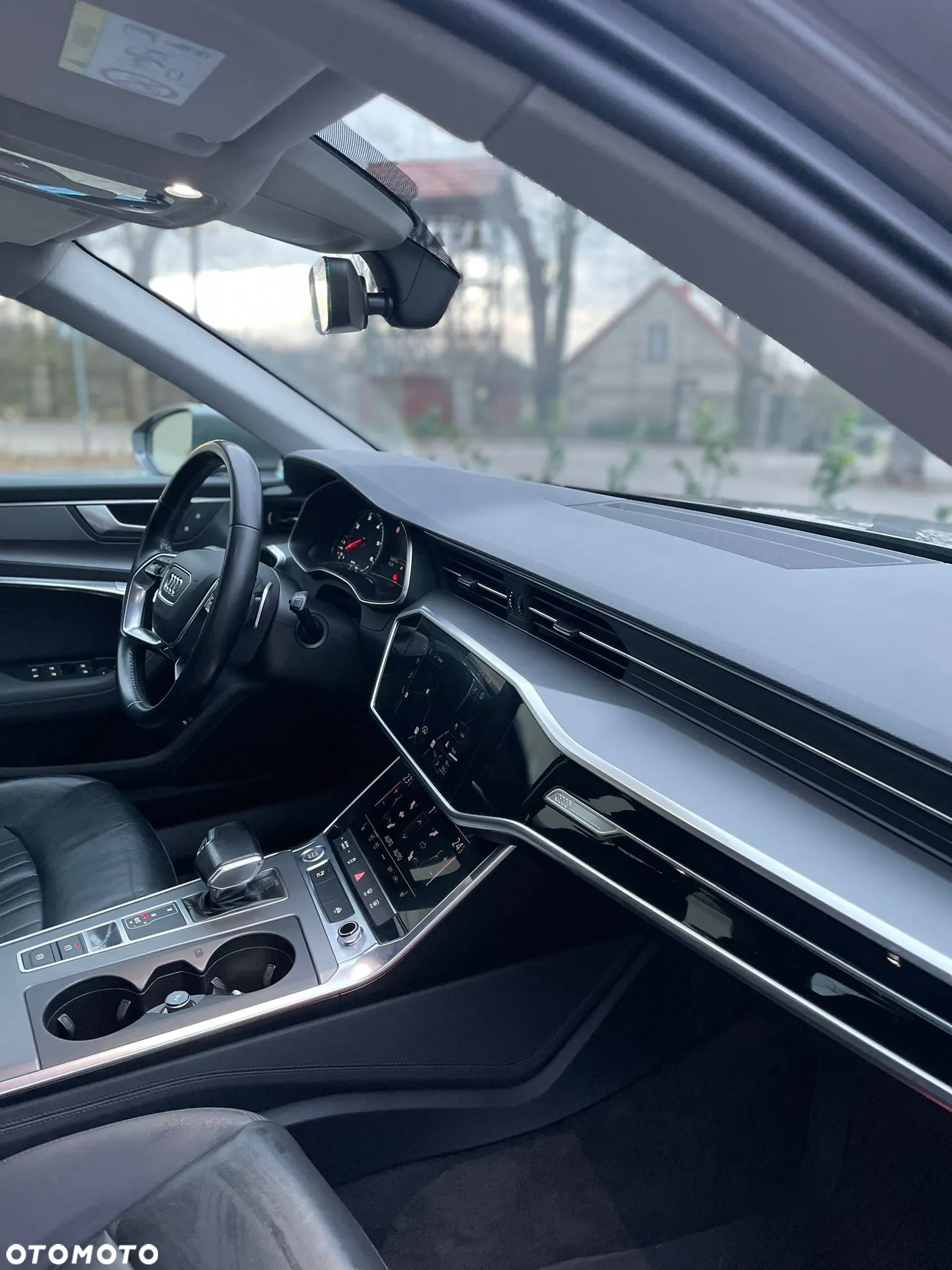 Audi A6 2.0 TDI ultra S tronic - 16