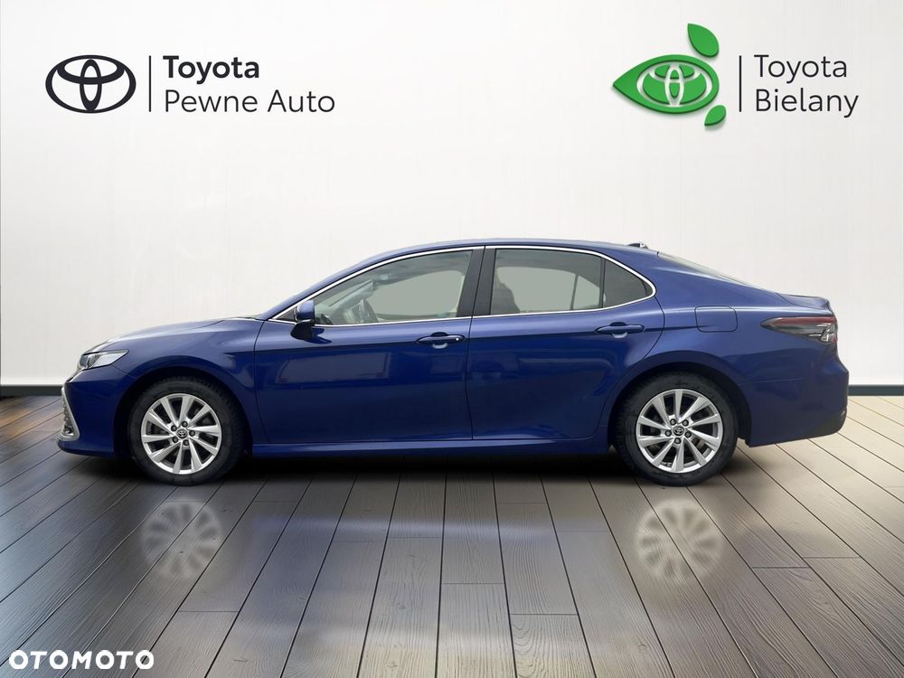 Toyota Camry 2.5 Hybrid Comfort CVT - 2