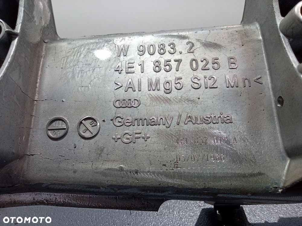 AUDI A8 D3 WZMOCNIENIE DESKI ROZDZIELCZEJ - 5