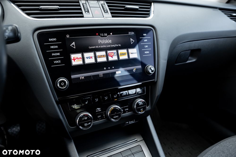 Skoda Octavia 1.5 TSI ACT DSG Soleil - 33