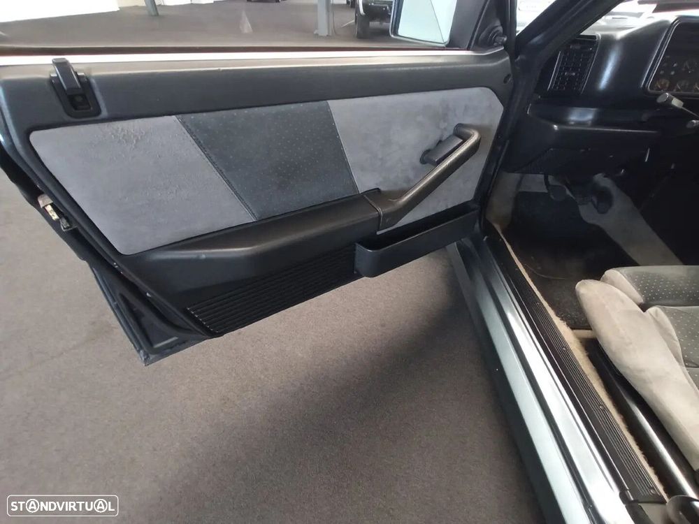 Lancia Delta 1.6 HF Turbo - 18