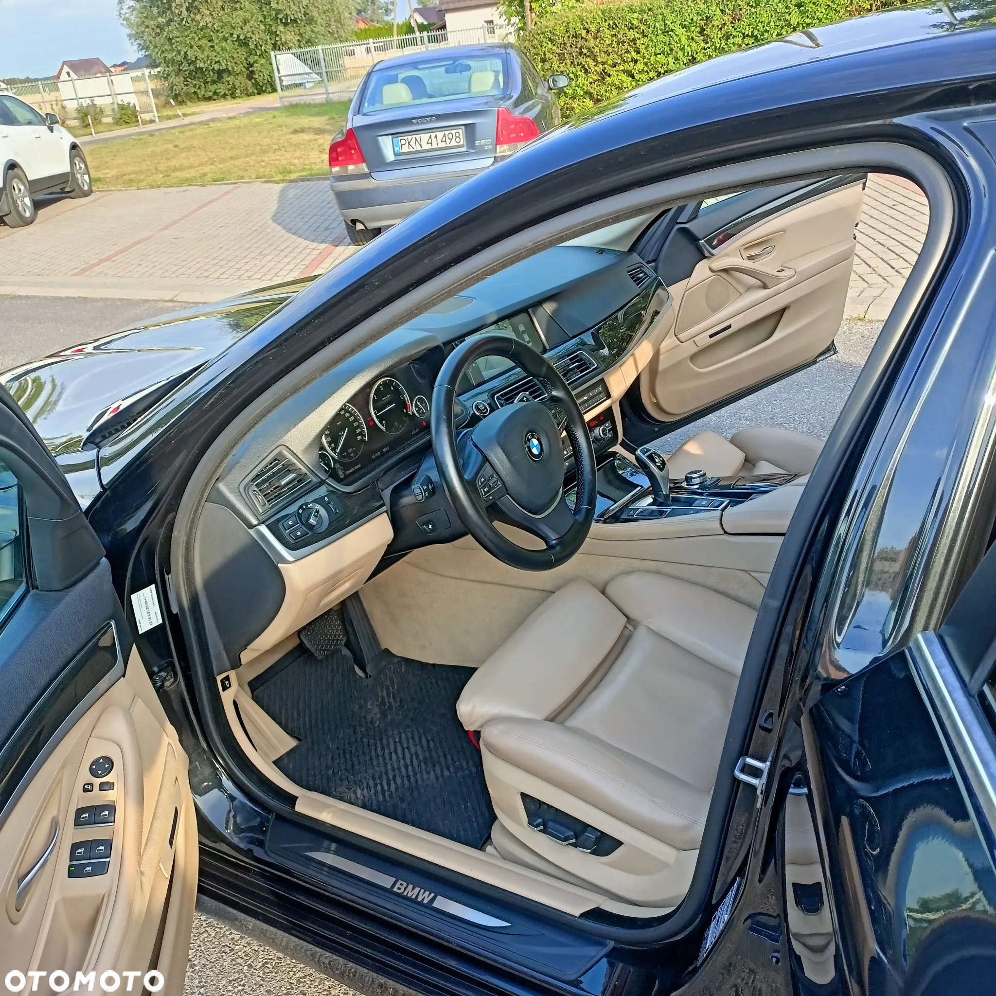 BMW Seria 5 525d xDrive - 9