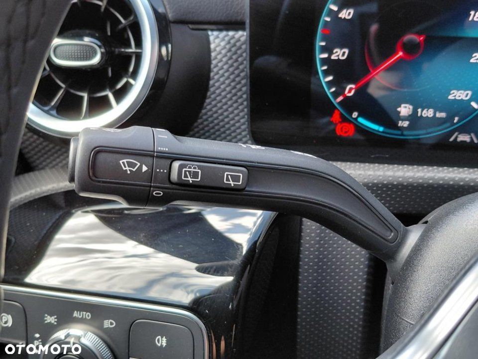 Mercedes-Benz CLA - 23