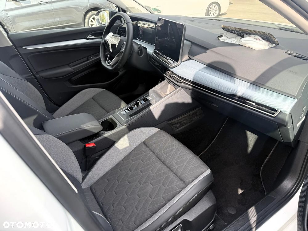 Volkswagen Golf 1.5 eTSI OPF DSG Goal - 10