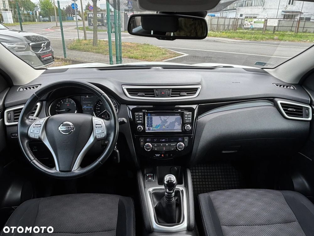 Nissan Qashqai 1.2 DIG-T Acenta EU6 - 18