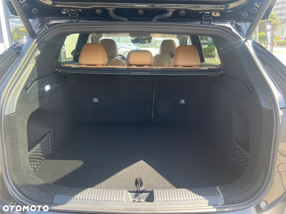 MG HS 1.5 T-GDI Exclusive DCT - 12