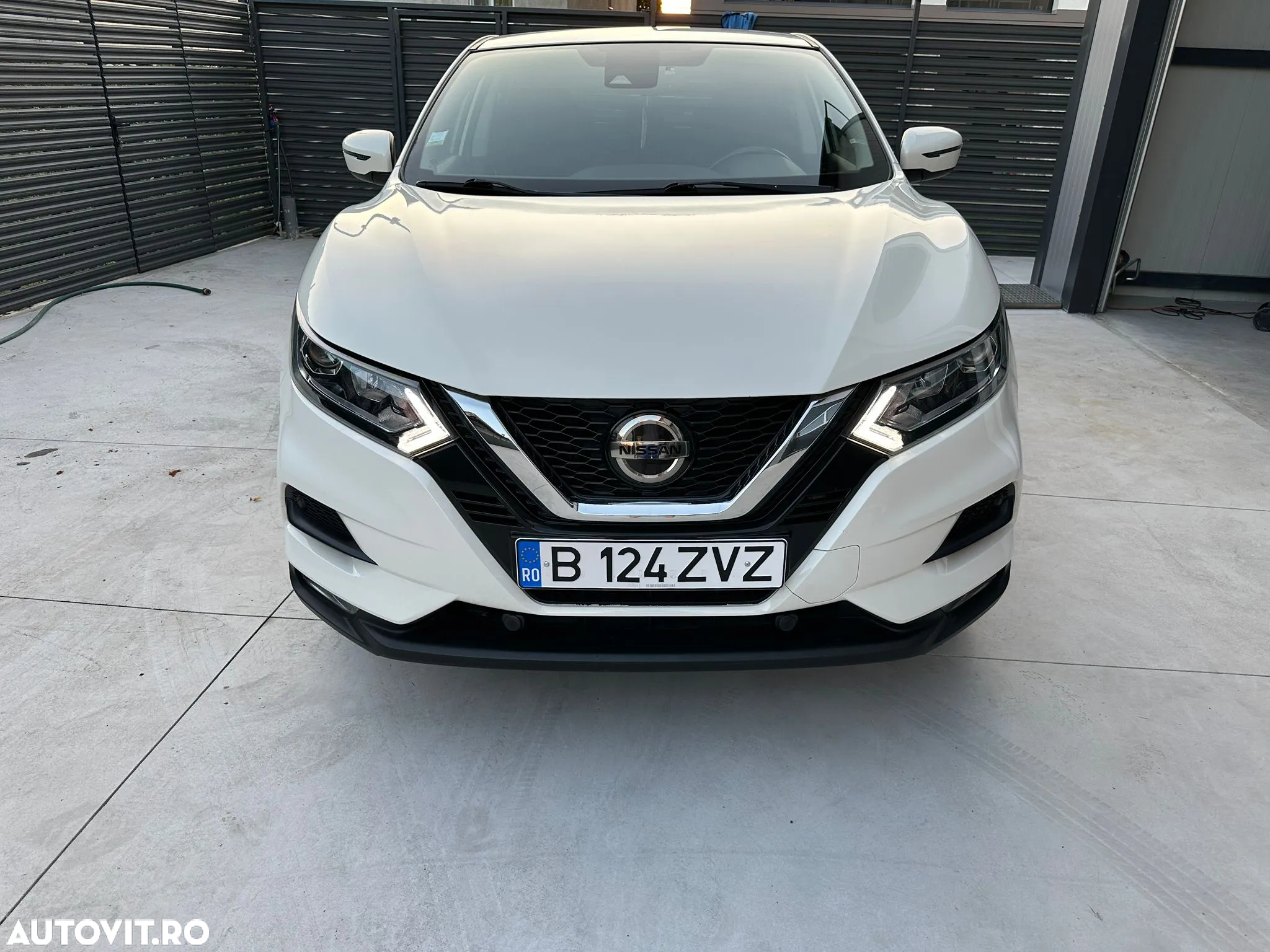 Nissan Qashqai 1.5 DCI TEKNA+ - 6