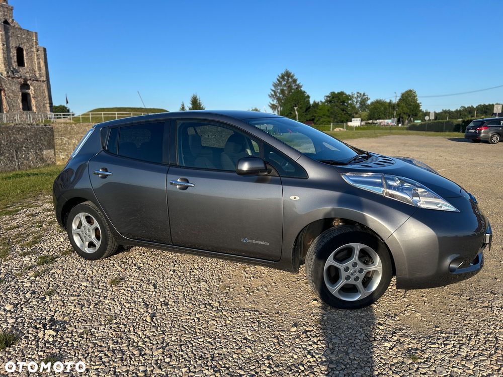 Nissan Leaf 30kWh Acenta - 11