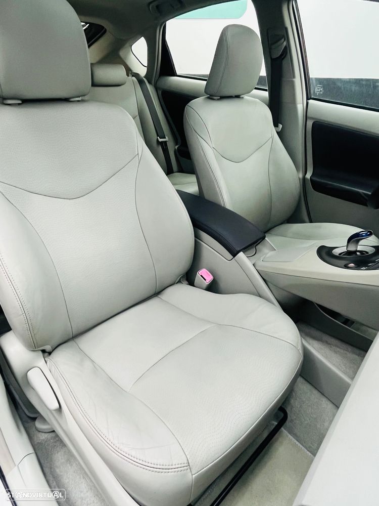 Toyota Prius 1.8 Premium+Pele+GPS - 37