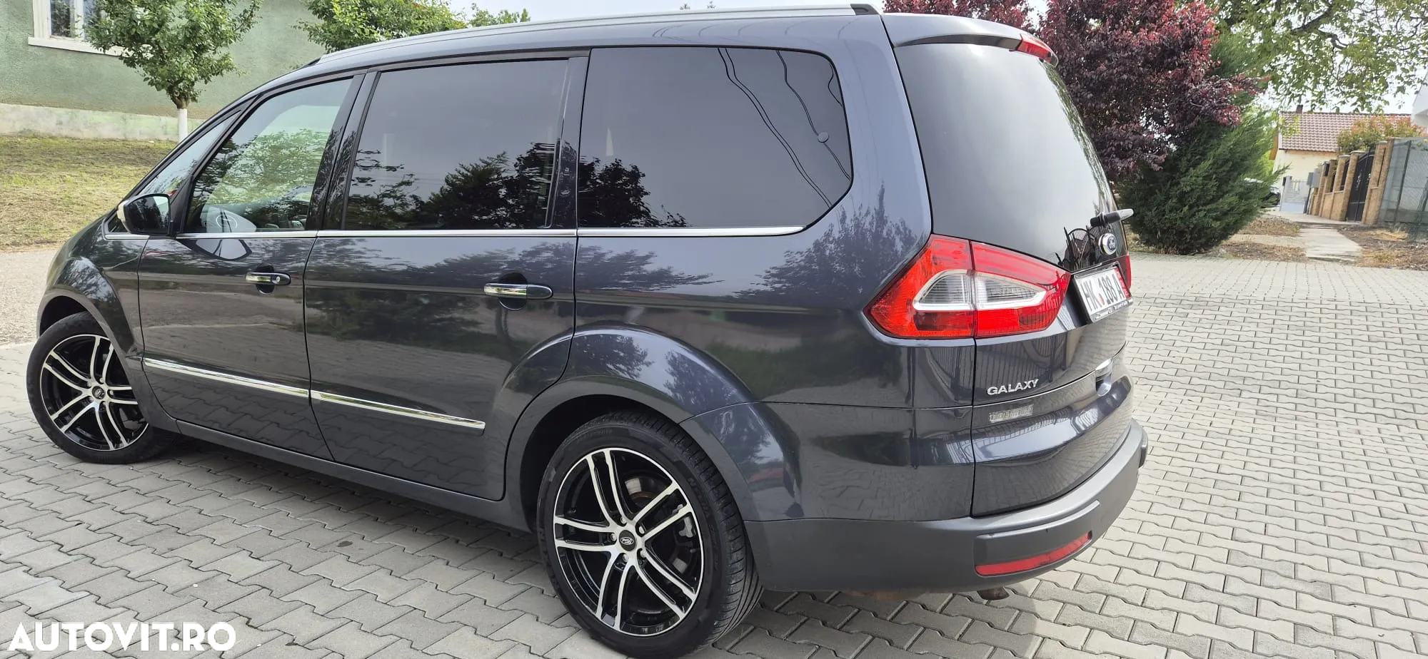 Ford Galaxy - 23