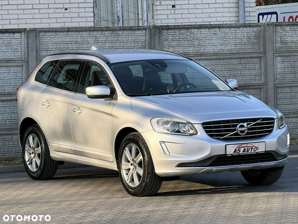 Volvo XC 60 D4 Momentum Pro - 27