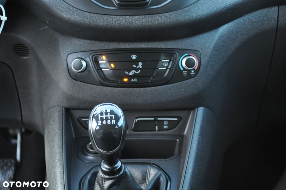 Ford Transit Courier Basis - 34
