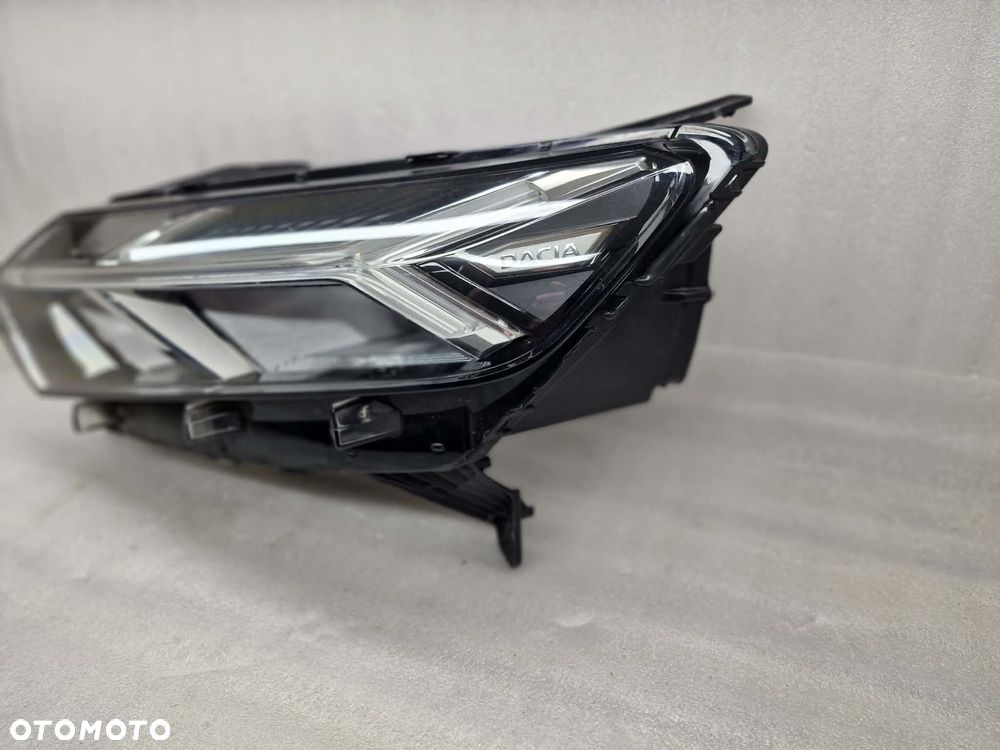 DACIA SANDERO III FULL LED LAMPA LEWA PRZÓD 260607161R - 3