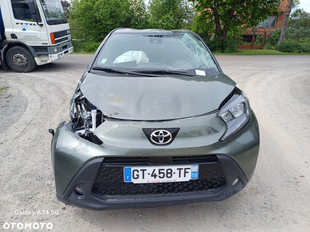 Toyota Aygo X 1.0 VVT-i Executive - 3