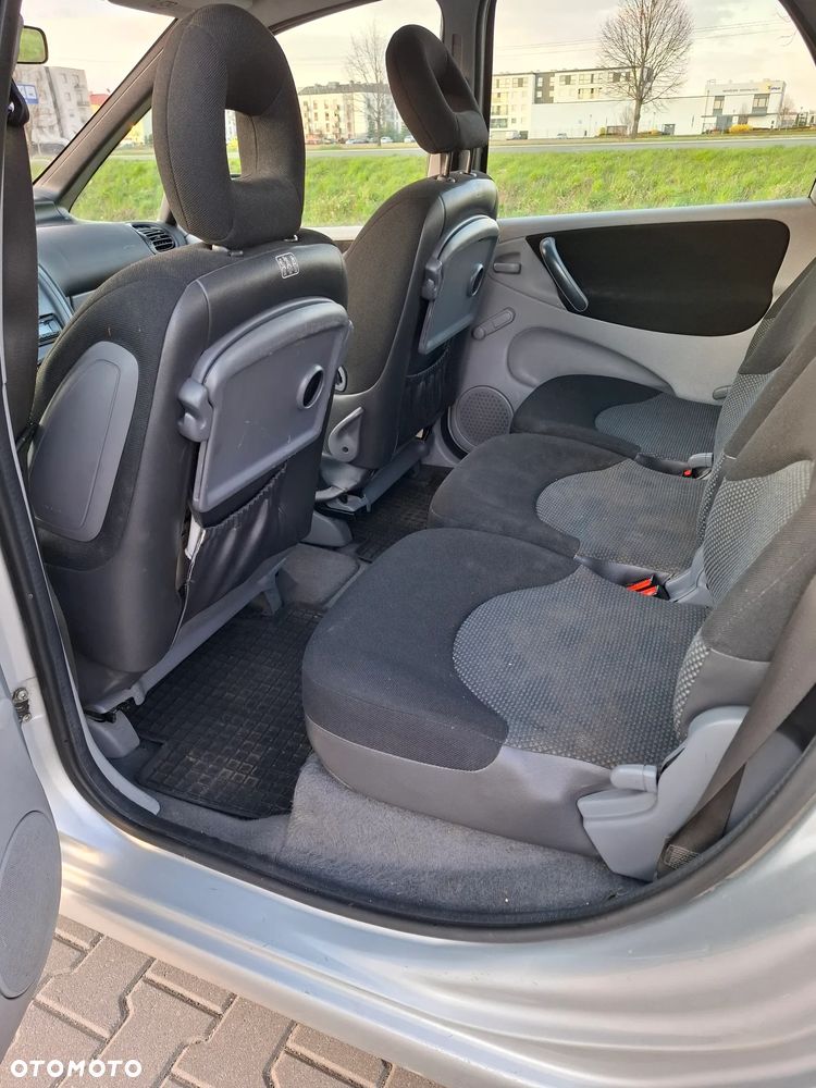Citroën Xsara Picasso - 8