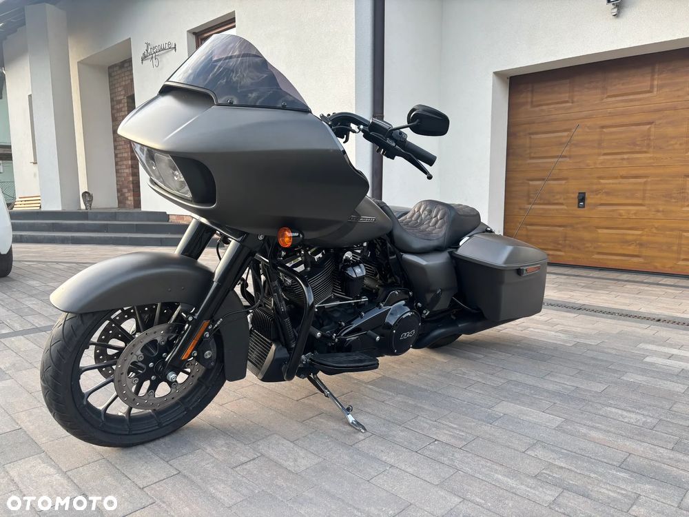 Harley-Davidson Touring Road Glide - 7